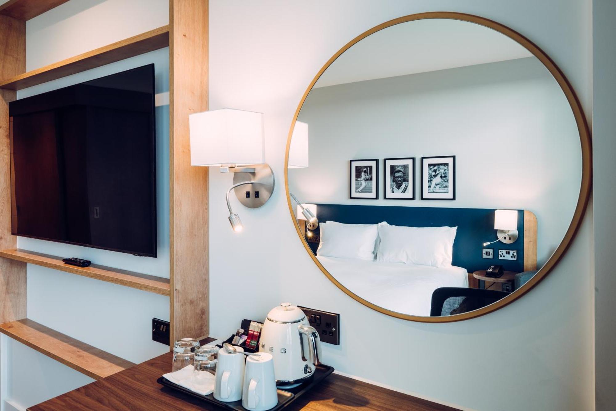 Hilton Garden Manchester Emirates Old Trafford 4*