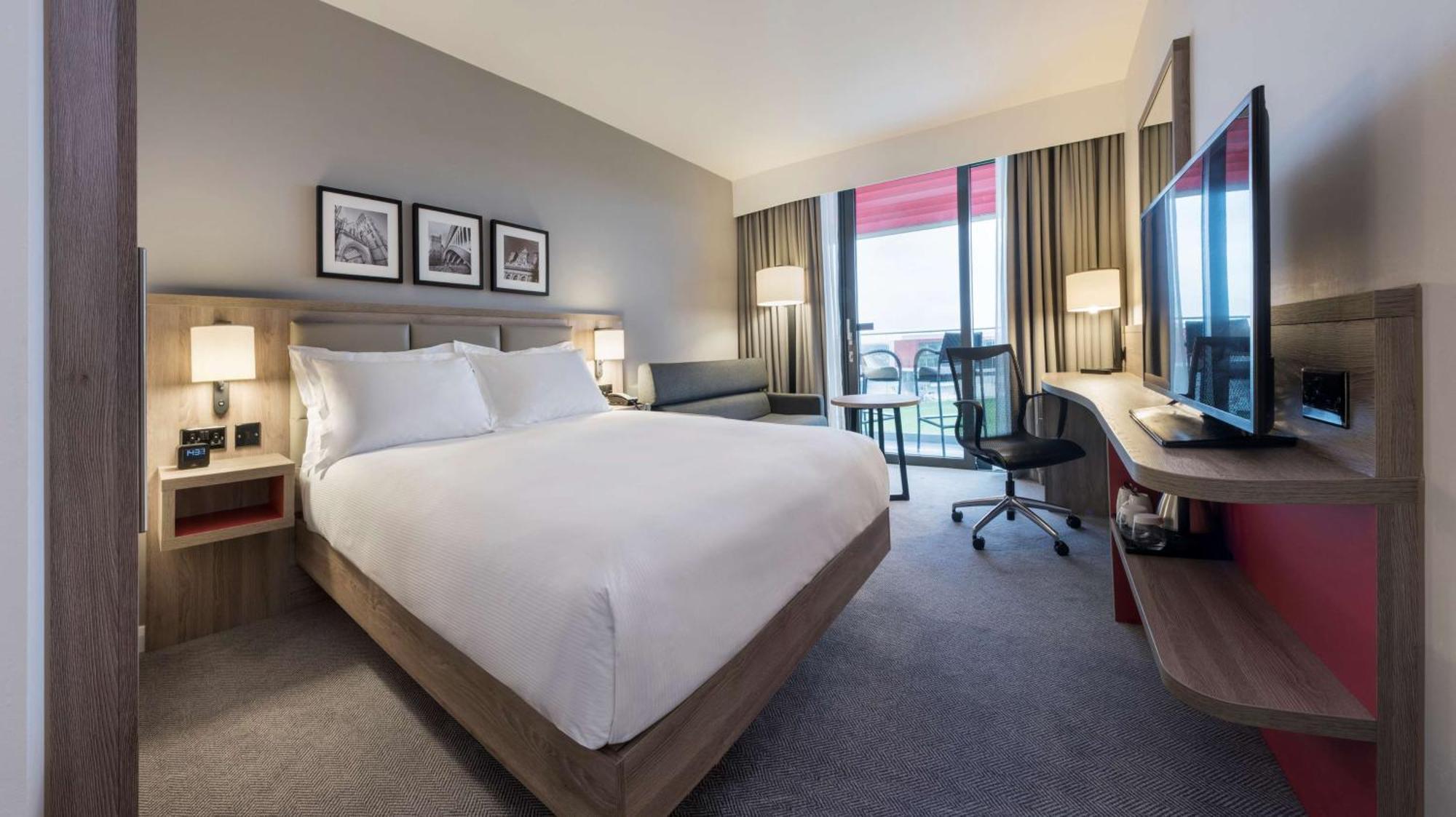 Hotel Hilton Garden Manchester Emirates Old Trafford 4*